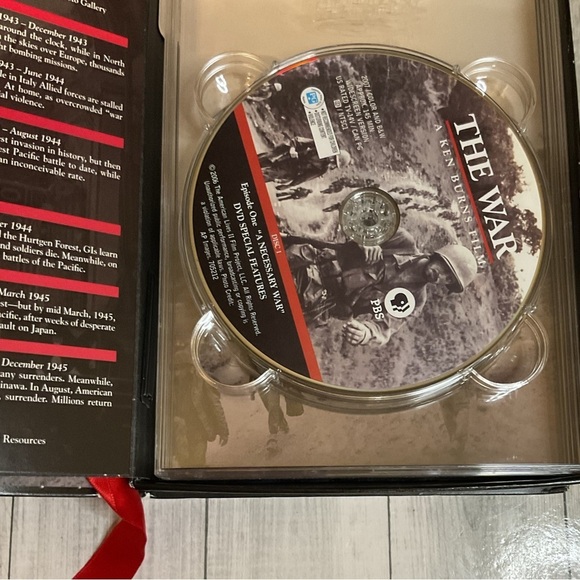 Ken Burns - The War DVD, 2007, 6-Disc Set PBS Home Video 'The War' DVD - Picture 6 of 7